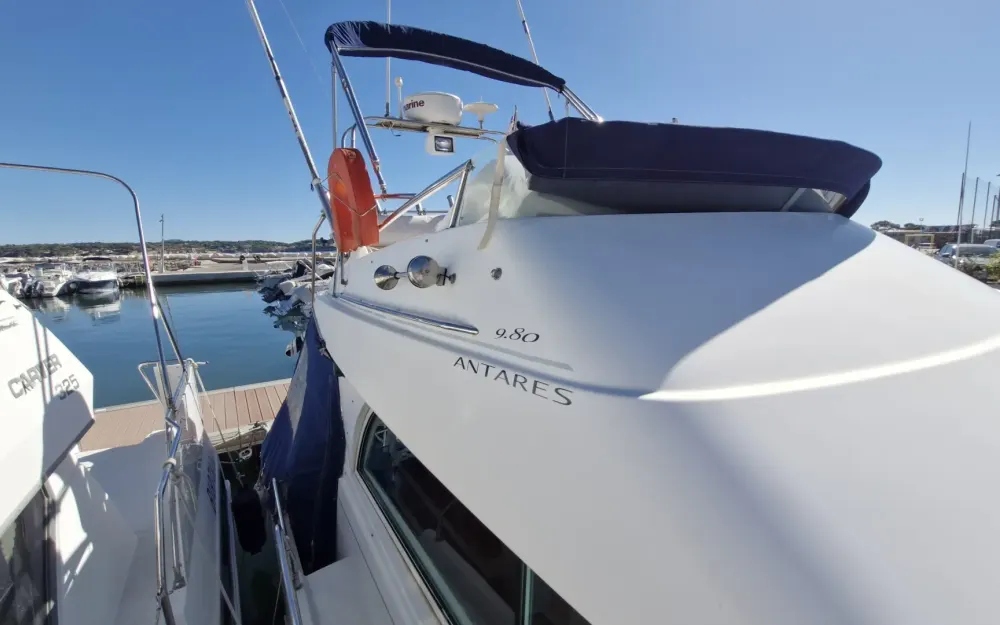 slider 12 Beneteau Antares 980