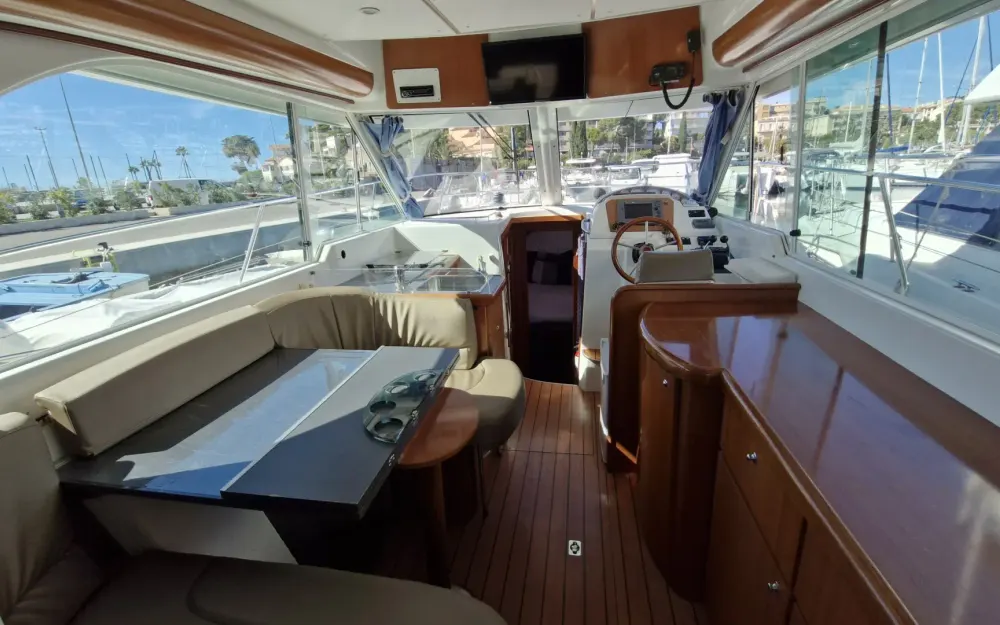 slider 13 Beneteau Antares 980