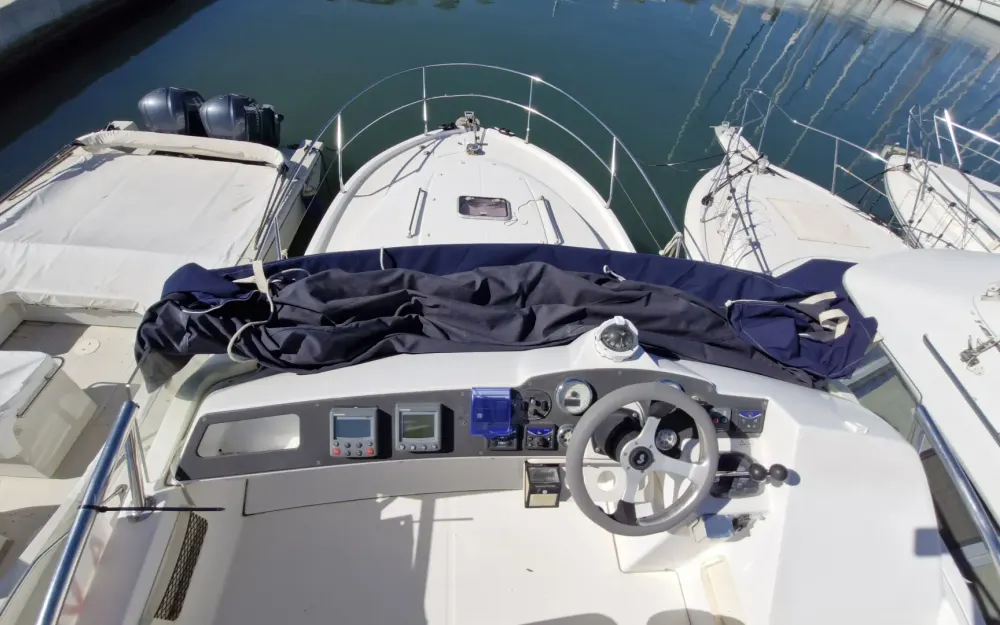 slider 15 Beneteau Antares 980