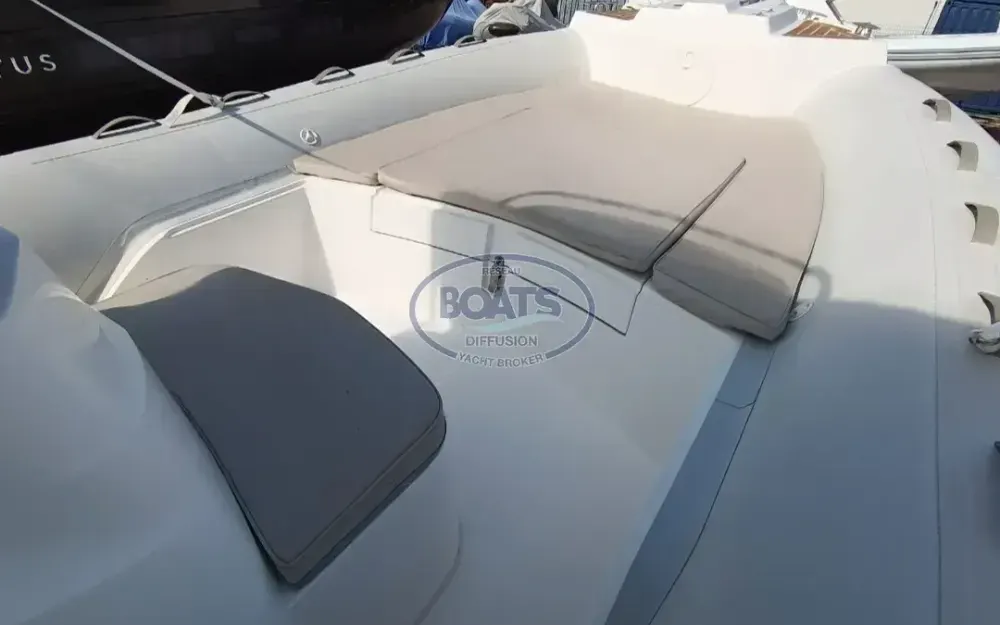 slider 3 Capelli Tempest 700