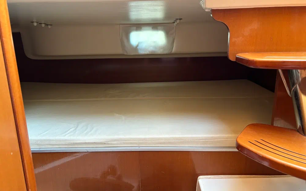 slider 10 Jeanneau Cap Camarat 925