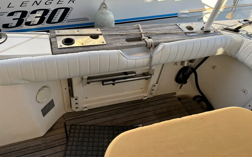 slider 6 Jeanneau Cap Camarat 925