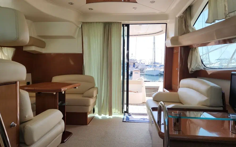 slider 9 Prestige Yachts 42 Fly