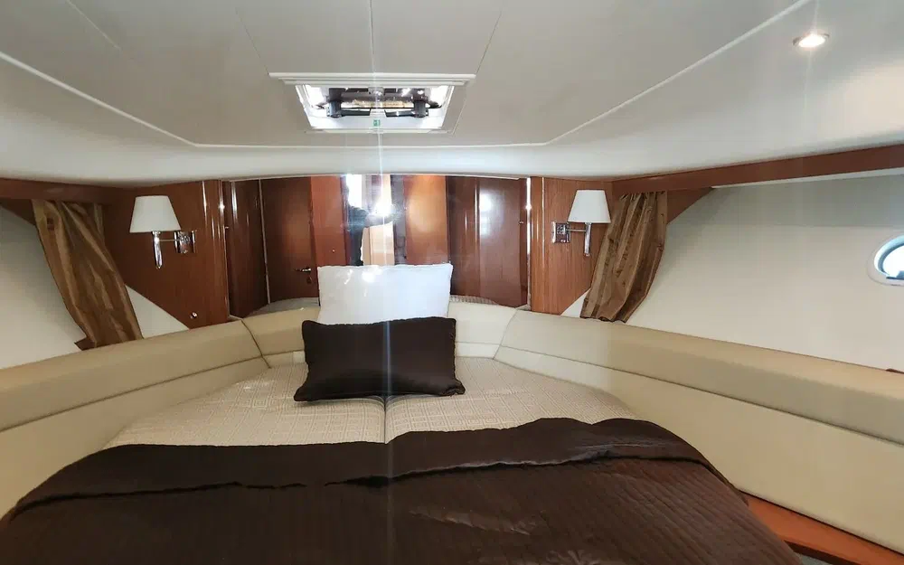 slider 13 Prestige Yachts 42 Fly