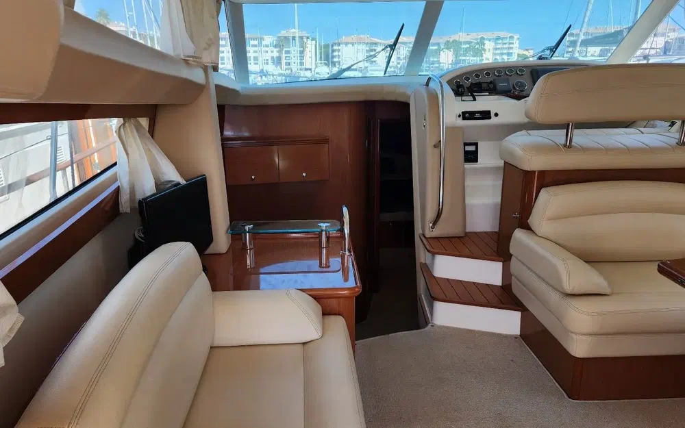 slider 16 Prestige Yachts 42 Fly