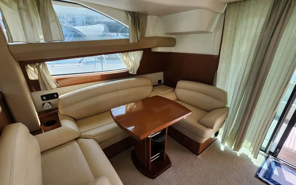 slider 5 Prestige Yachts 42 Fly