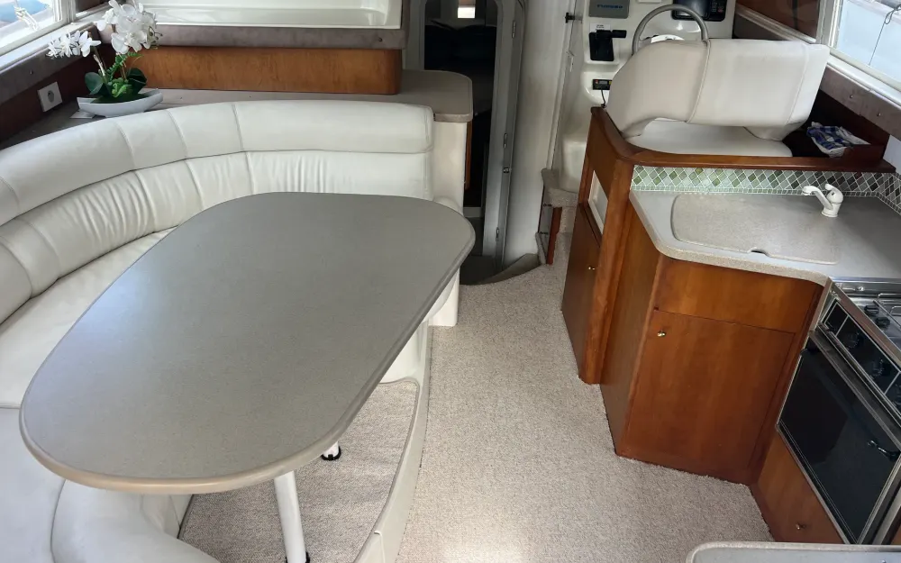 slider 11 Silverton 362 Sedan