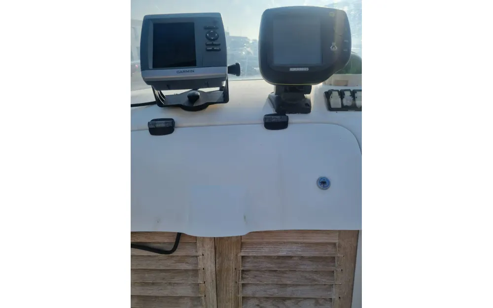 slider 6 Beneteau Flyer 650 Open