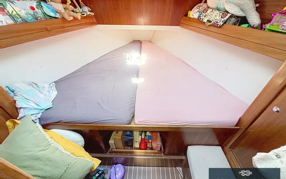 slider 12 Bavaria  38 Ocean CC