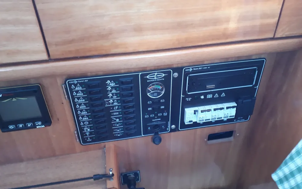 slider 15 Bavaria  30 Cruiser