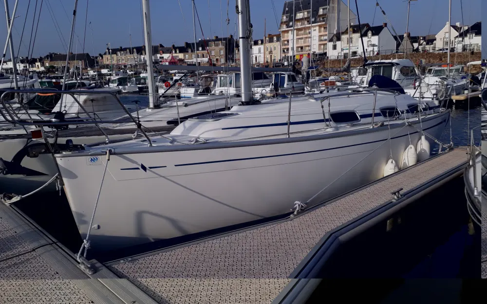 slider 0 Bavaria  30 Cruiser