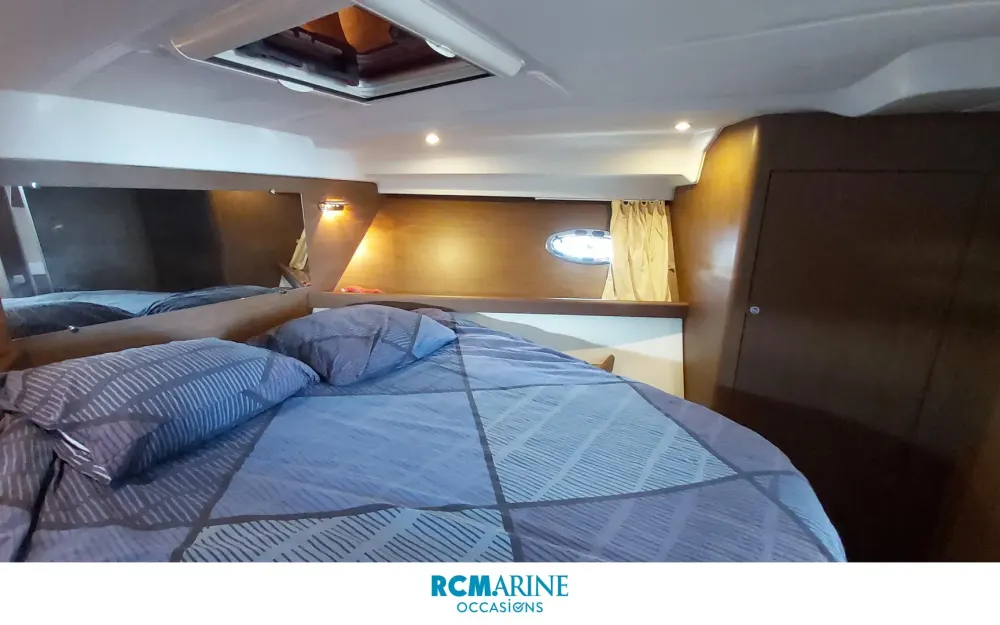 slider 14 Beneteau Antares 36