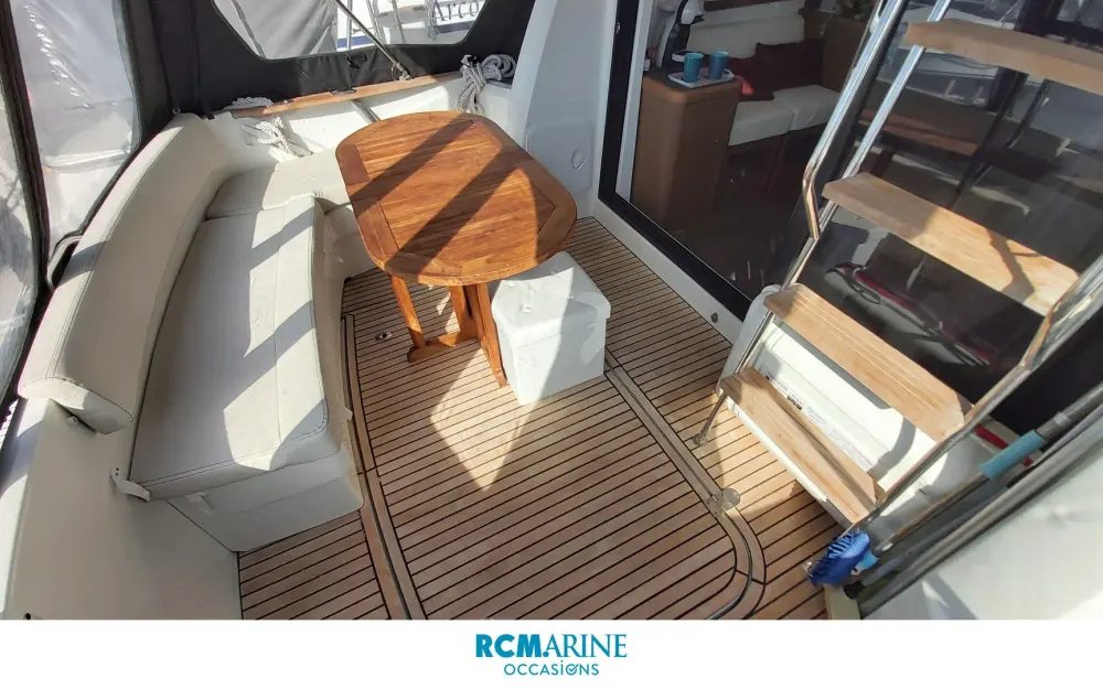 slider 25 Beneteau Antares 36