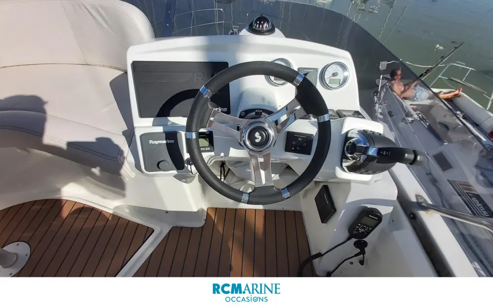 slider 28 Beneteau Antares 36