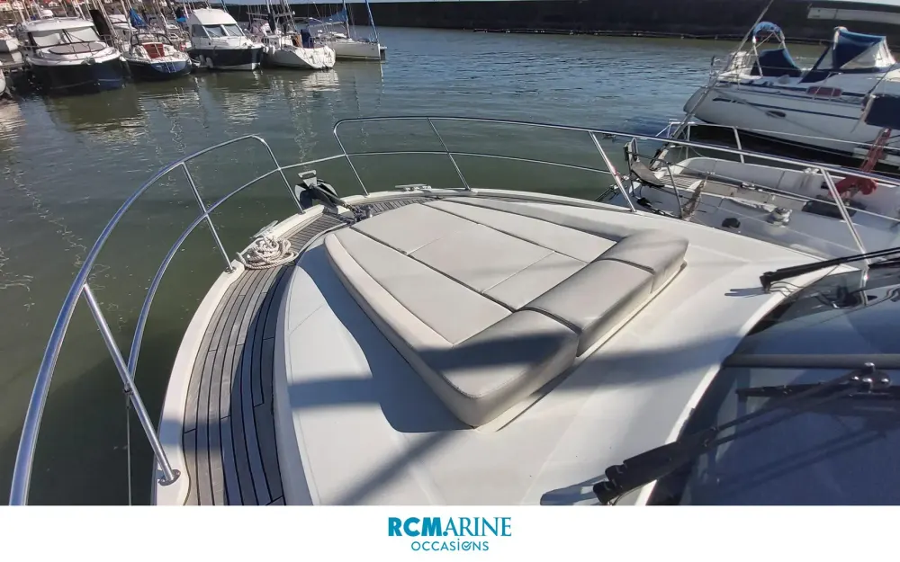 slider 6 Beneteau Antares 36
