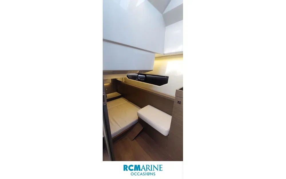 slider 15 Jeanneau Merry Fisher 895