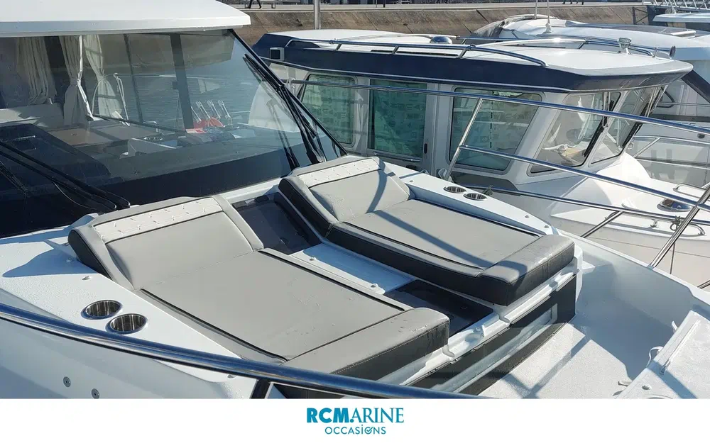 slider 1 Jeanneau Merry Fisher 895