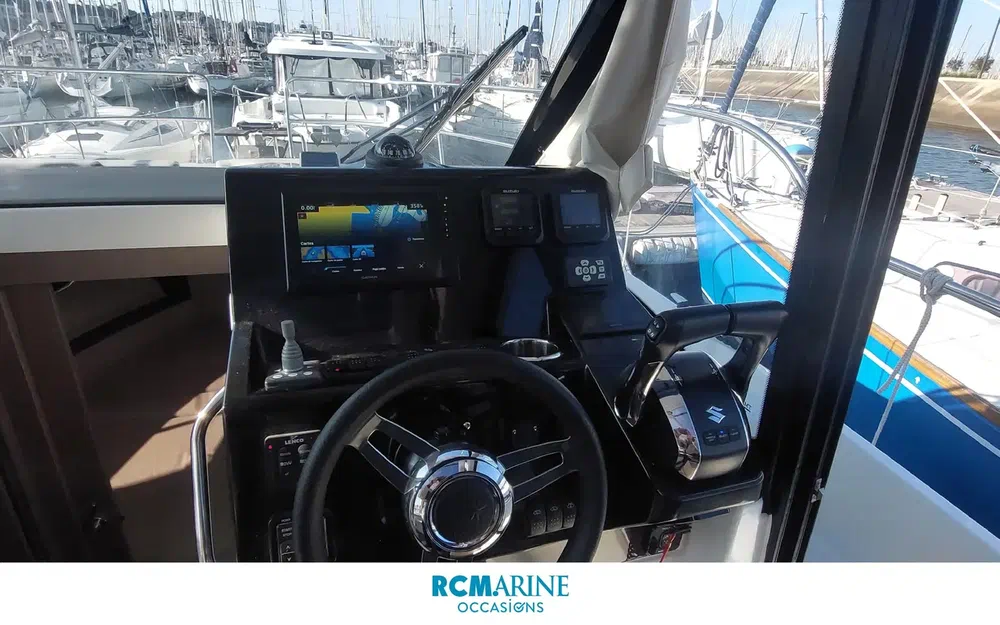 slider 20 Jeanneau Merry Fisher 895