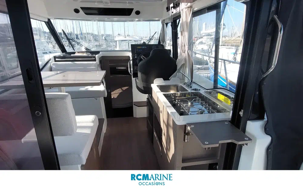 slider 6 Jeanneau Merry Fisher 895