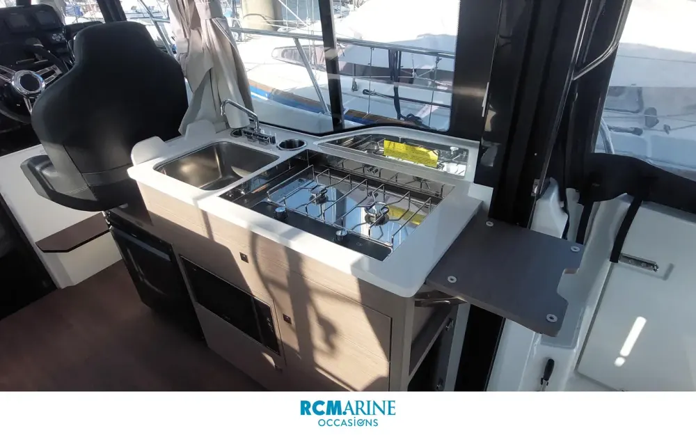 slider 7 Jeanneau Merry Fisher 895 Serie 2