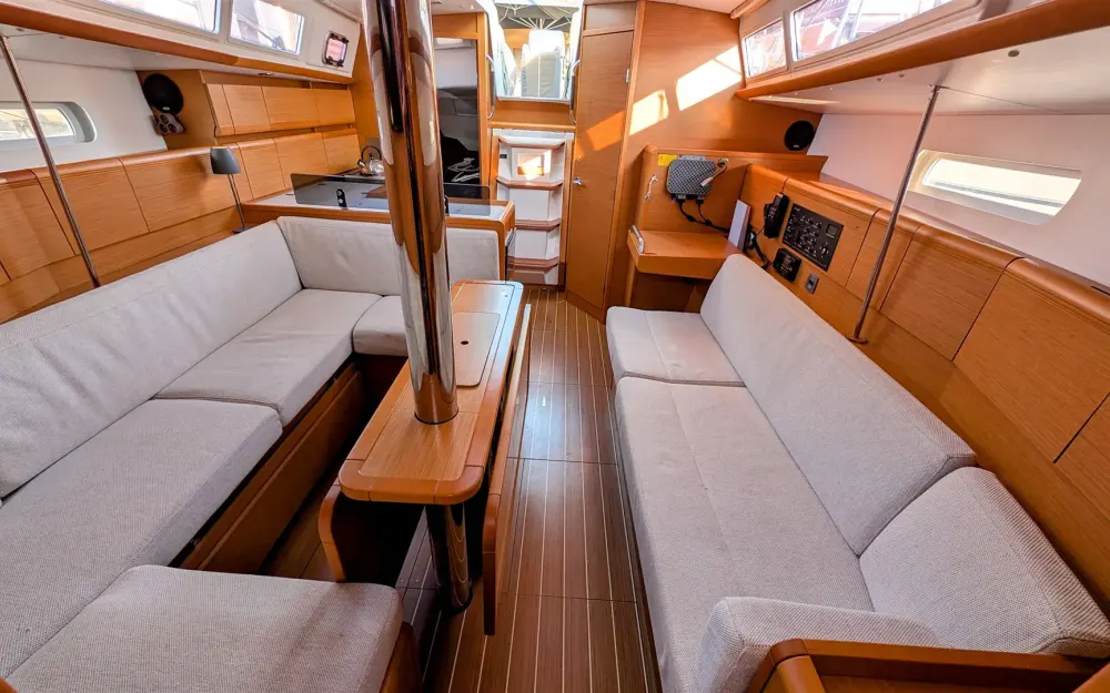slider 14 Jeanneau Sun Odyssey 379