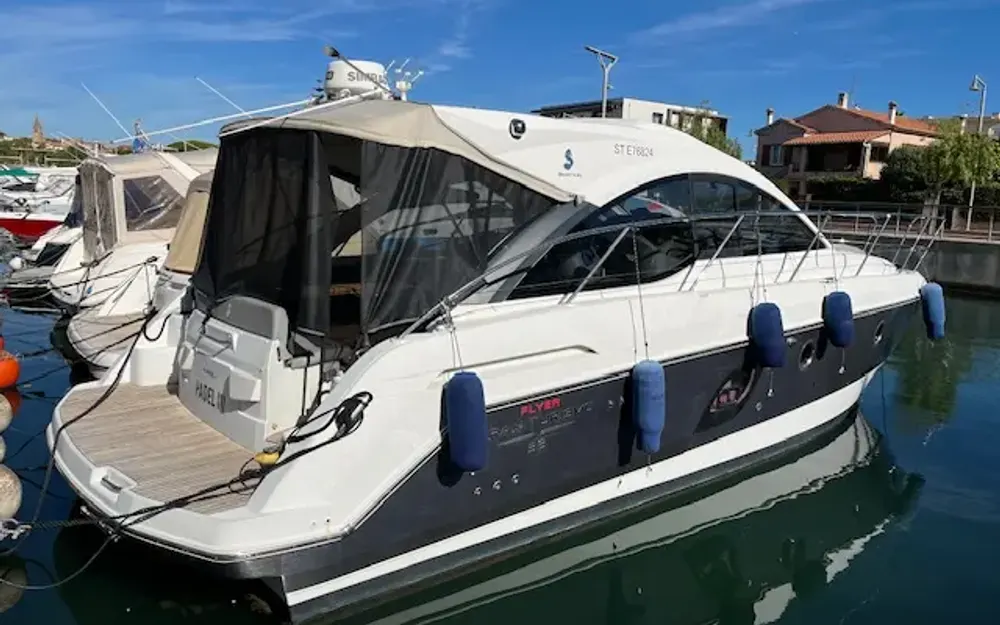 slider 4 Beneteau Gran Turismo 38