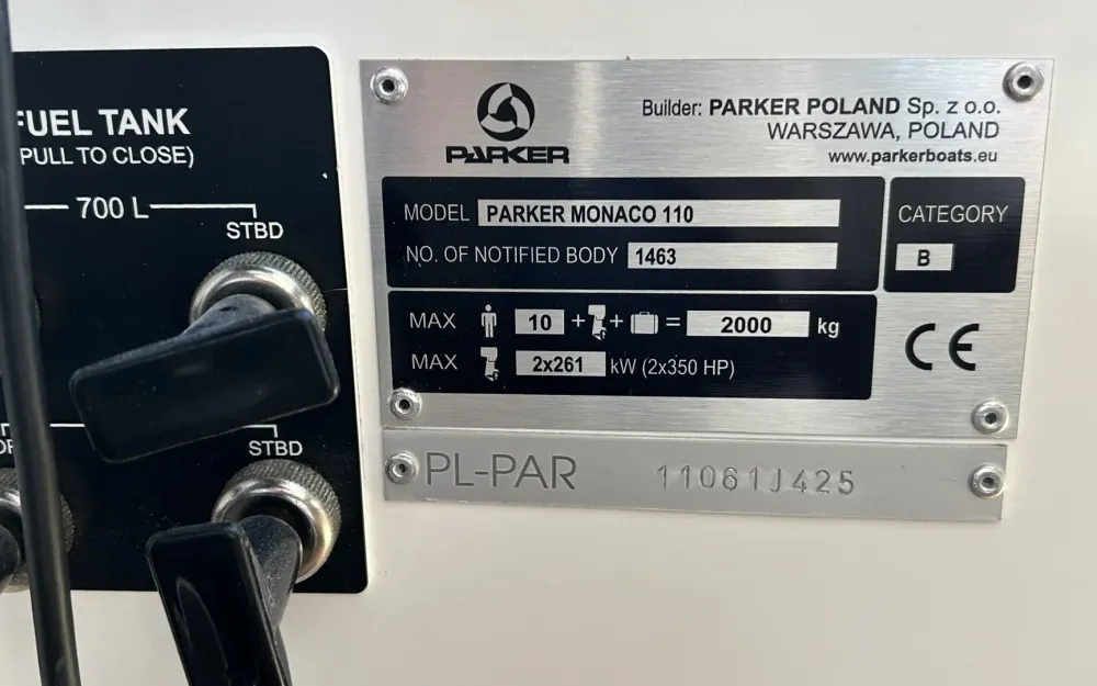 slider 11 Parker Monaco 110 Fly
