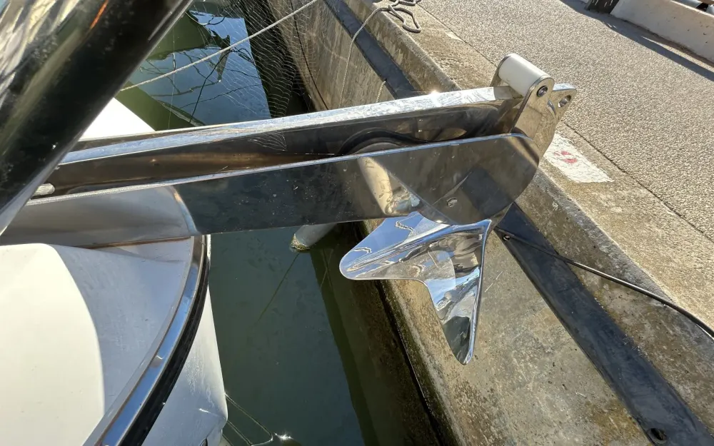 slider 18 Parker Monaco 110 Fly