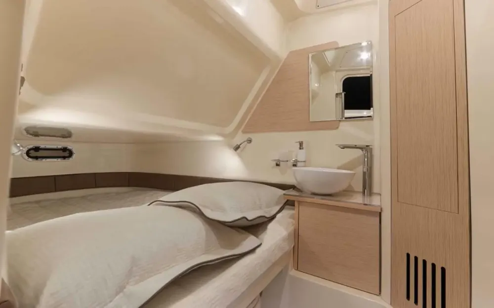 slider 13 Chris Craft Catalina 30