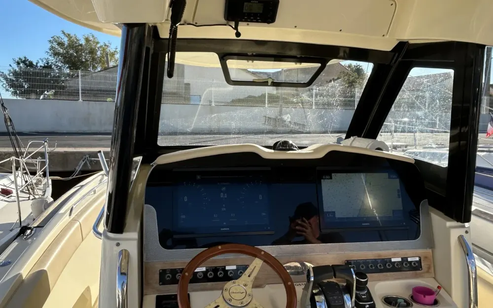 slider 5 Chris Craft Catalina 30