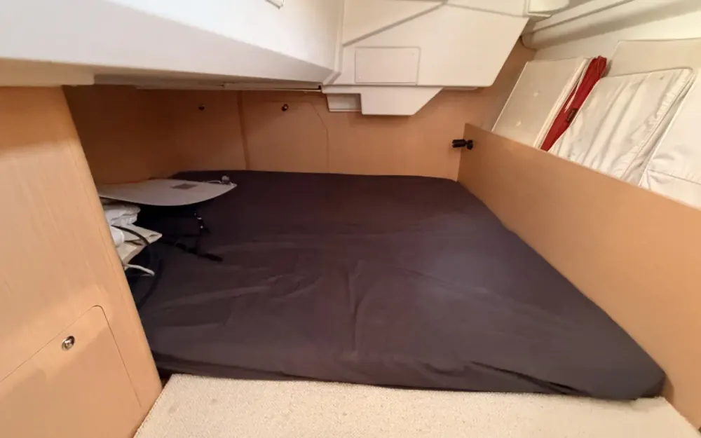 slider 9 Beneteau Oceanis 38.1