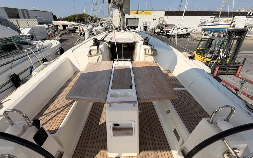 slider 14 Beneteau Oceanis 38.1