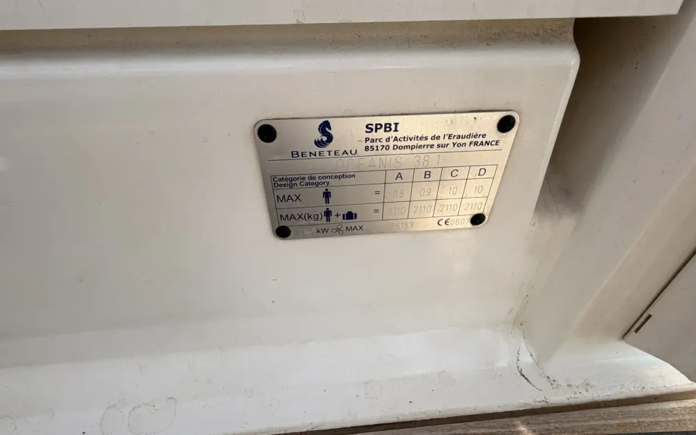 slider 20 Beneteau Oceanis 38.1