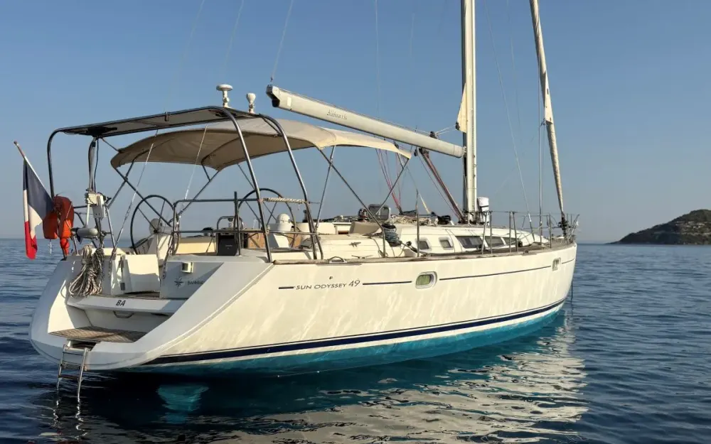 slider 1 Jeanneau Sun Odyssey 49