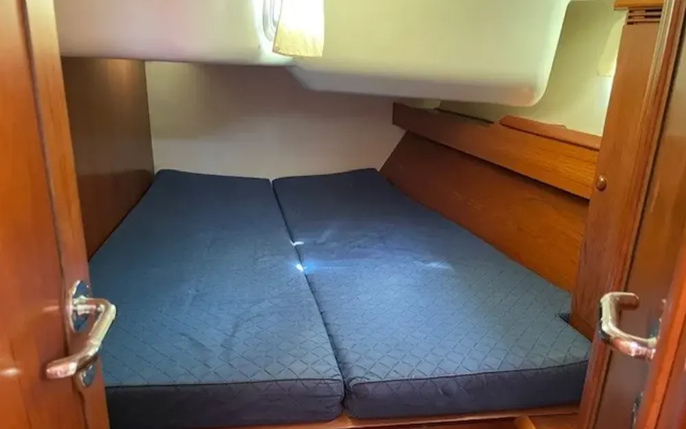 slider 5 Jeanneau Sun Odyssey 49