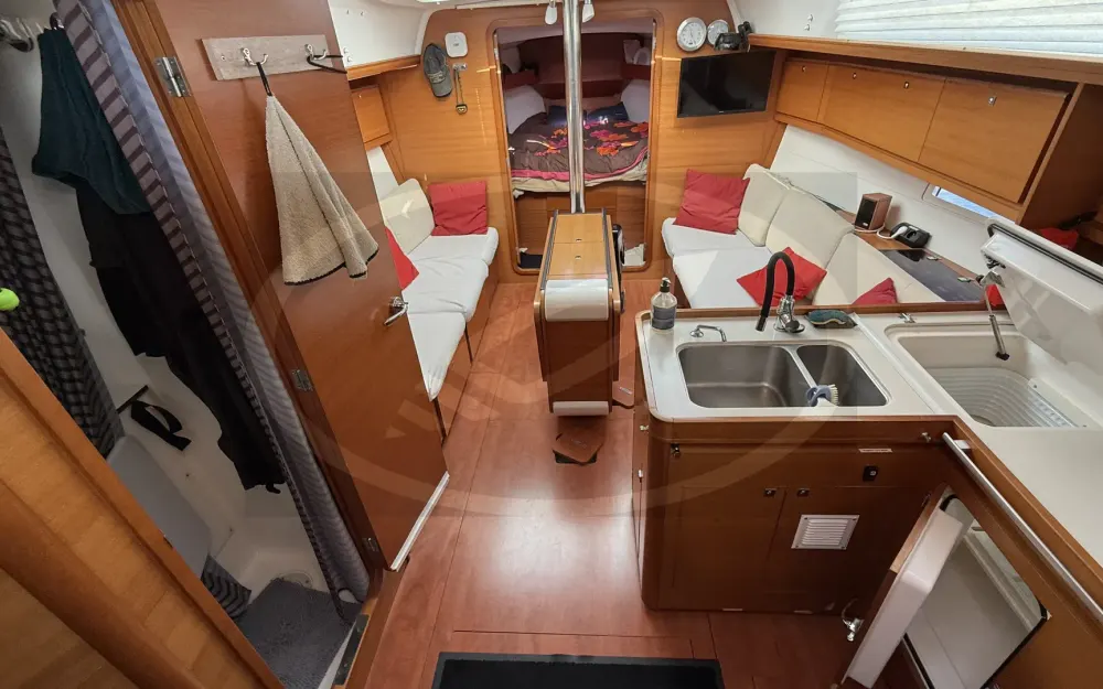 slider 18 Dufour  382 Grand Large