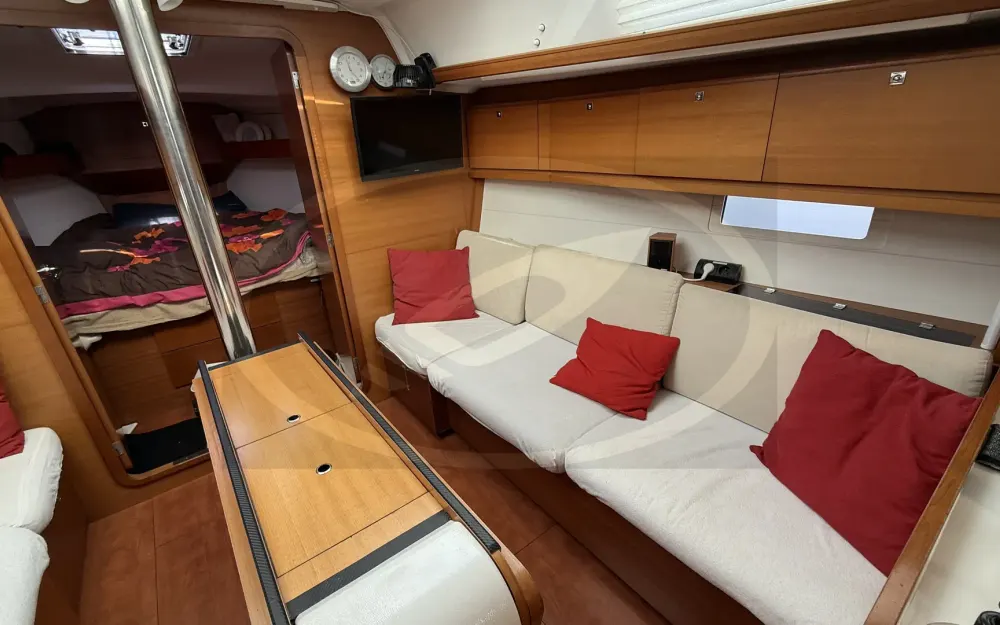 slider 21 Dufour  382 Grand Large