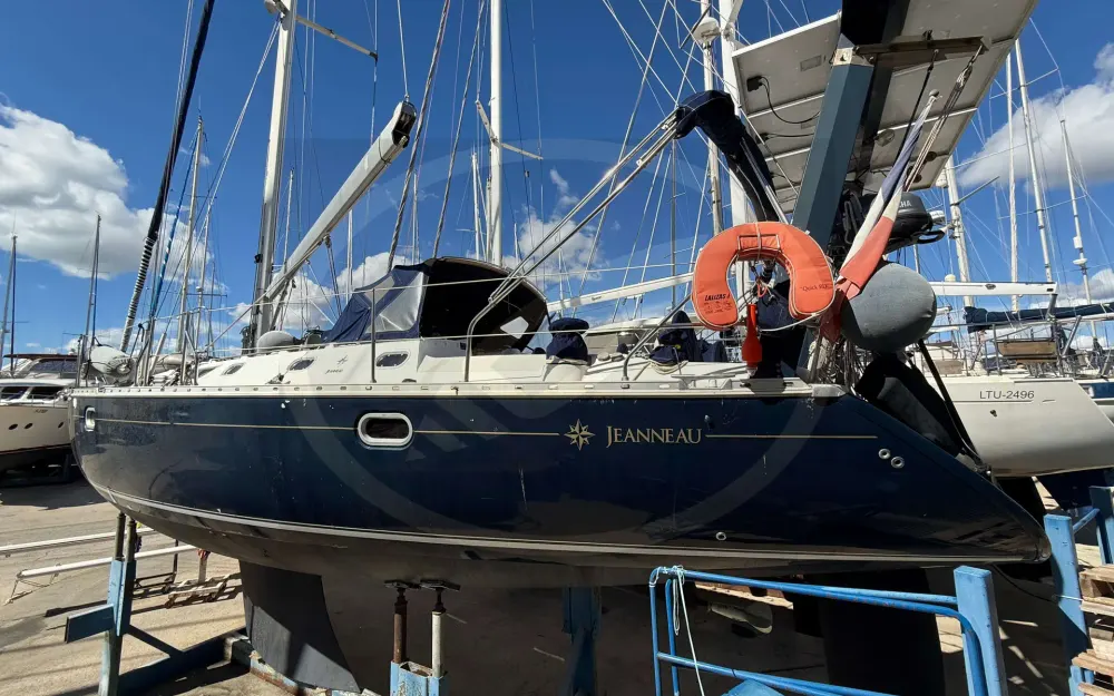 slider 1 Jeanneau Sun Odyssey 52.2