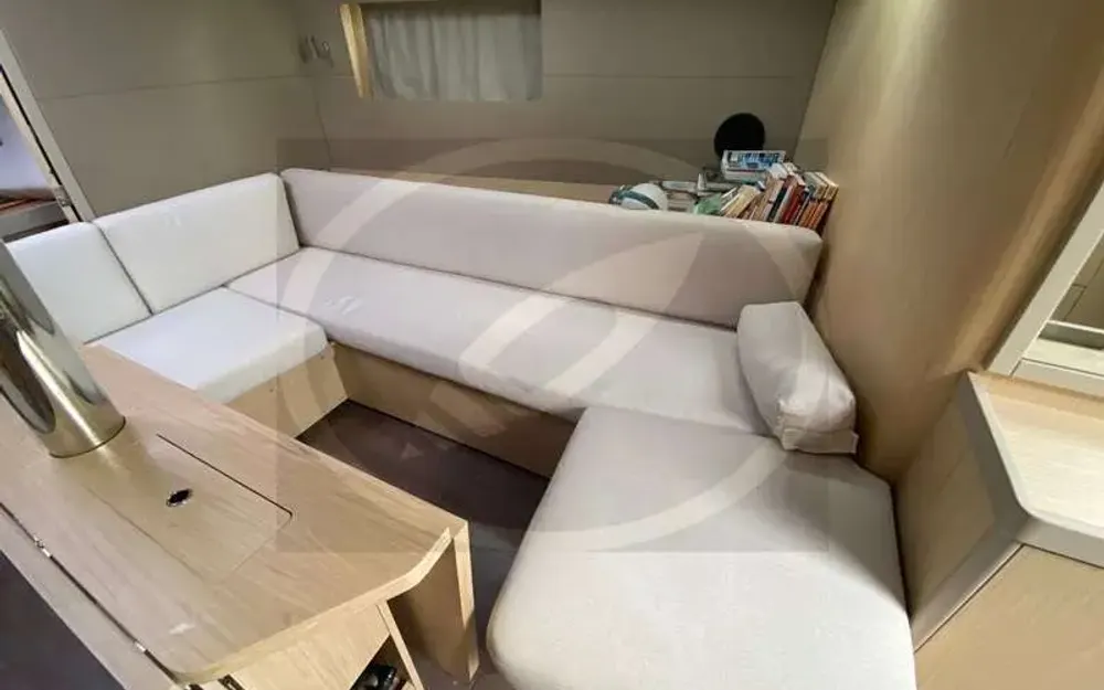slider 12 Beneteau Oceanis 41.1
