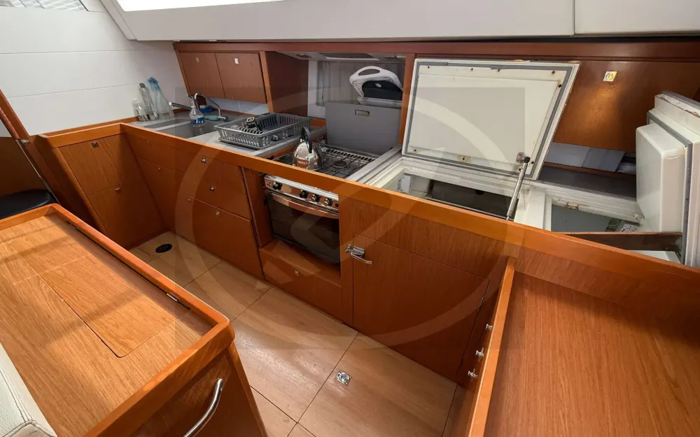 slider 26 Beneteau Sense 50