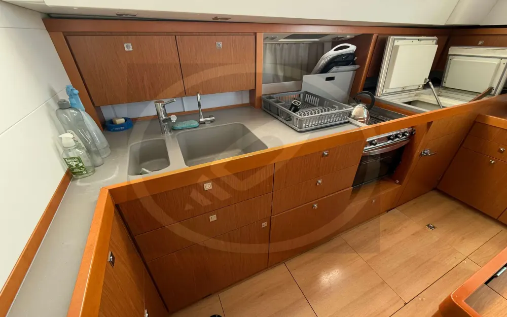 slider 29 Beneteau Sense 50