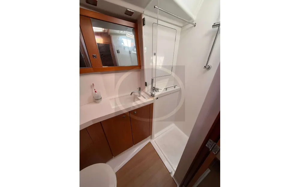 slider 38 Beneteau Sense 50