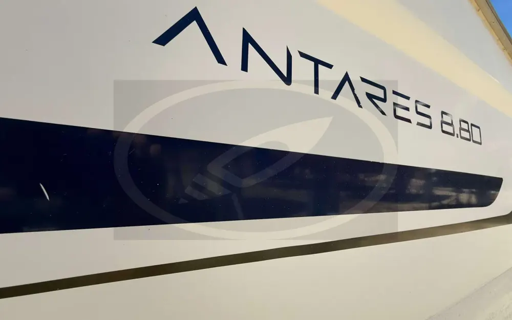 slider 19 Beneteau Antares 8.80