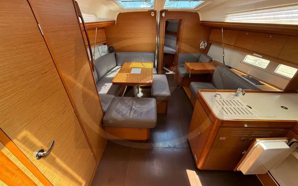 slider 15 Dufour 412