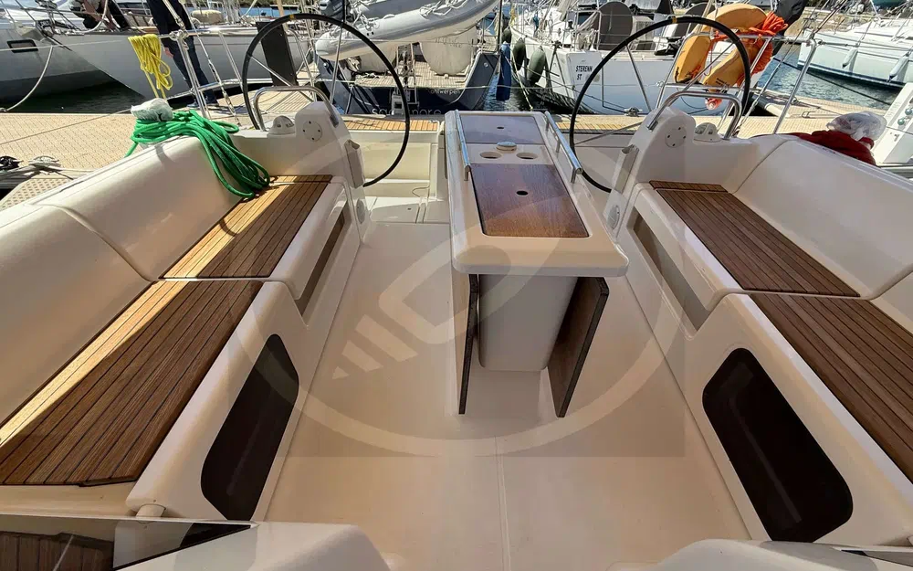 slider 29 Dufour 412