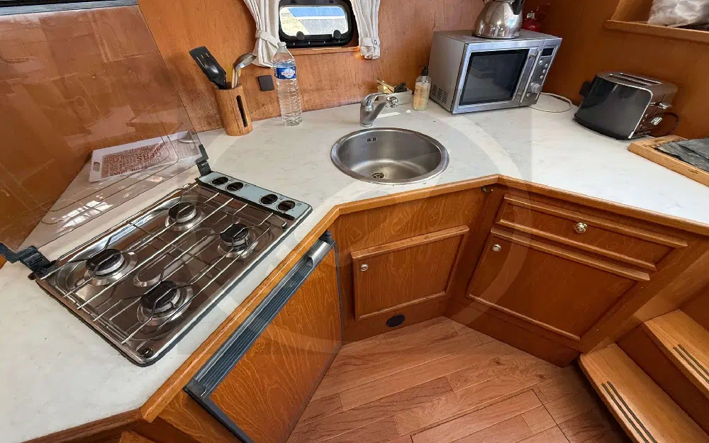 slider 28 Vri Jon Ossenzijl Contessa 40