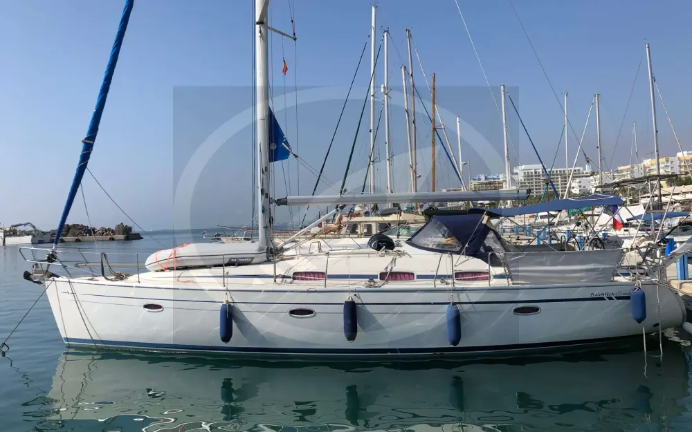slider 0 Bavaria 42 cruiser