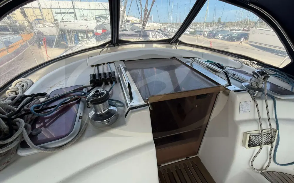 slider 6 Bavaria 42 cruiser