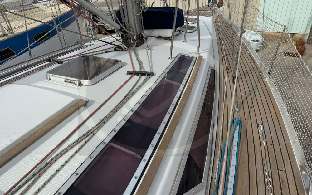 slider 9 Jeanneau Voyage 12.50