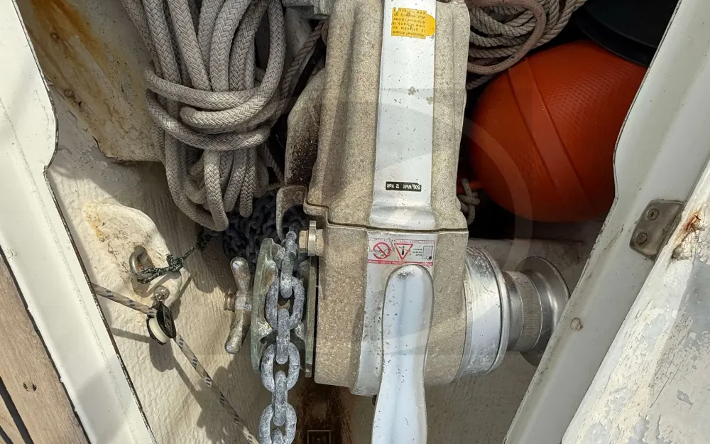 slider 15 Jeanneau Voyage 12.50